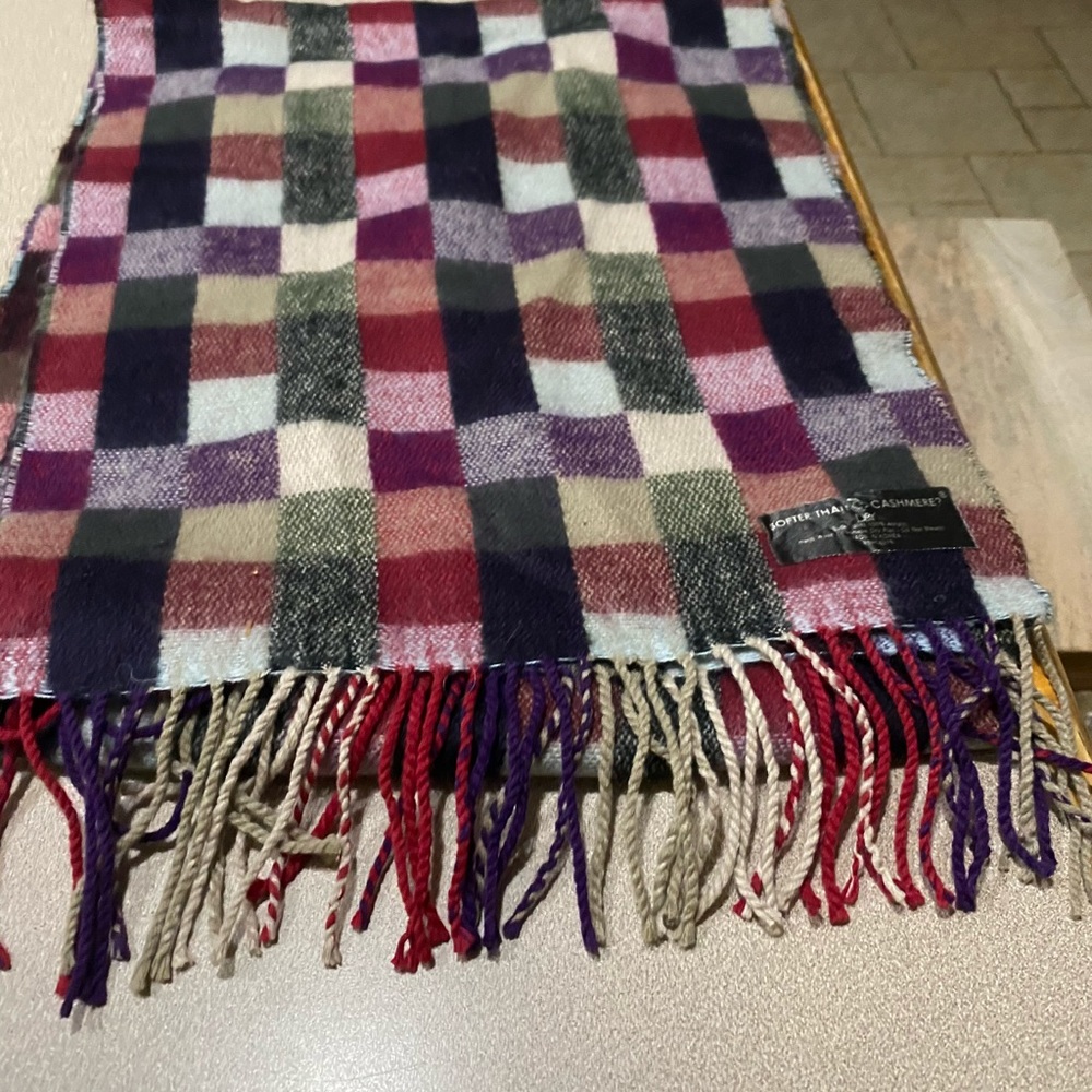 New Fraas  Checkblock scarf